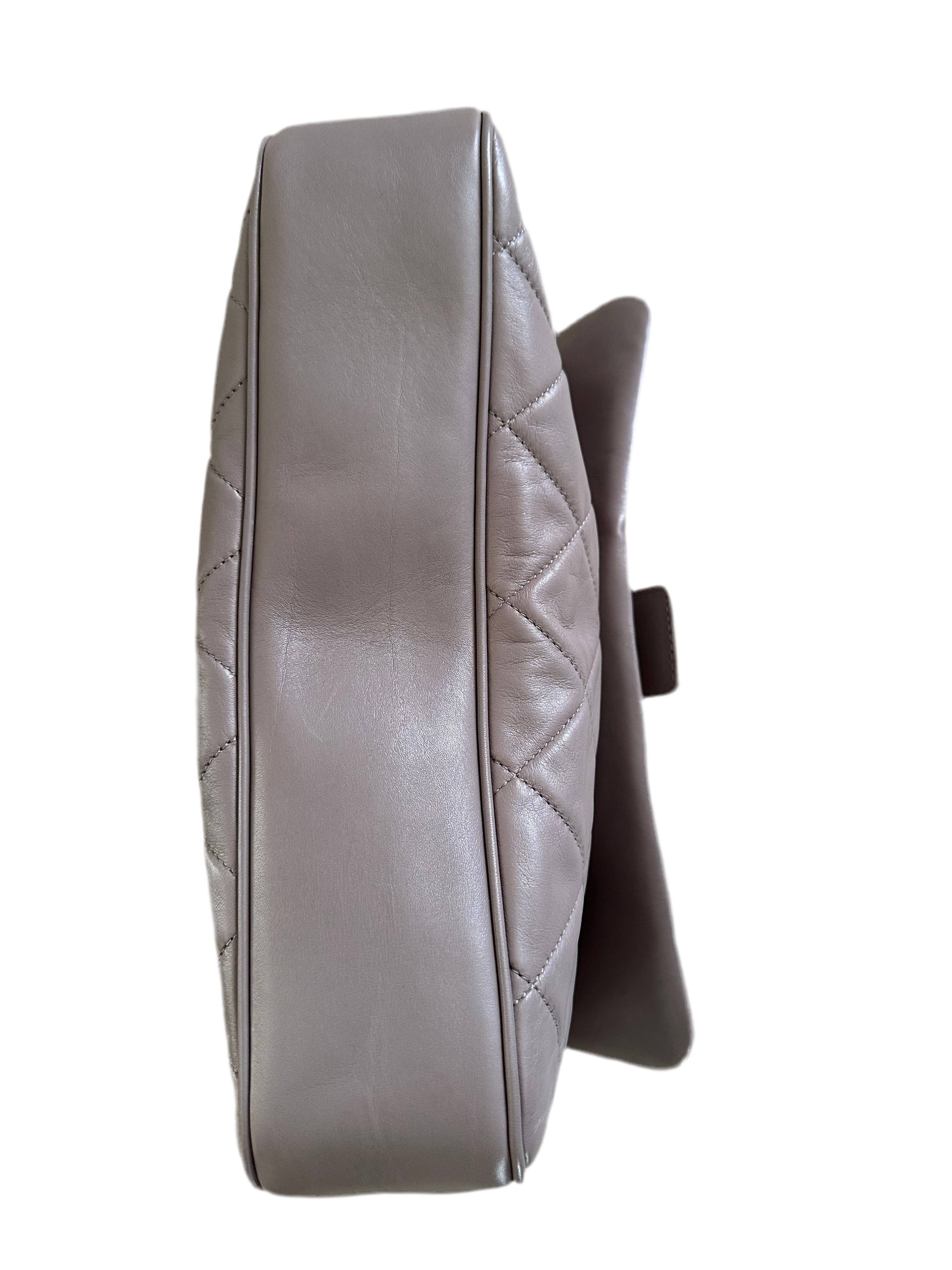 Chanel quilted leather shoulder flap bag