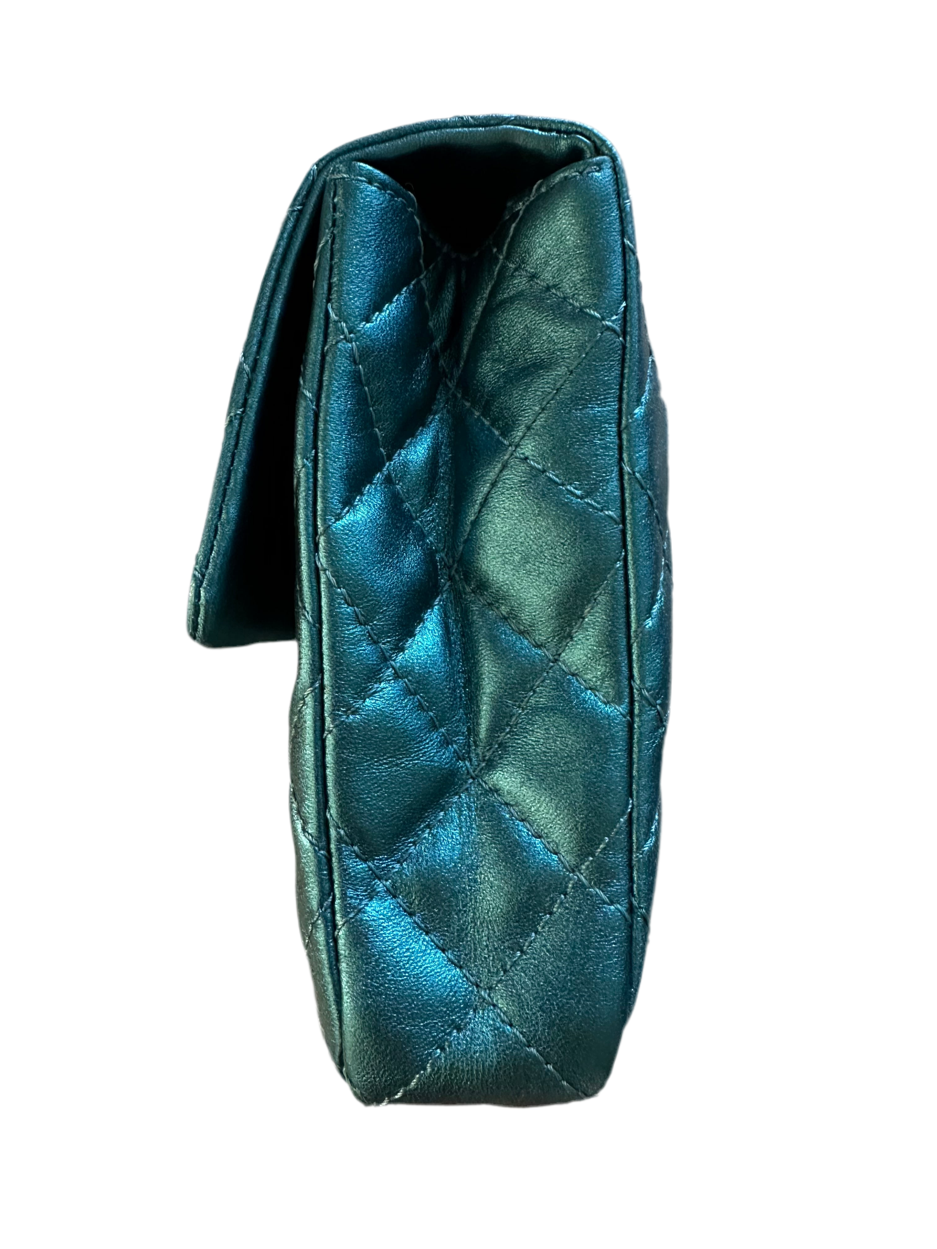 Chanel Reissue 2.55 Classic 226 flap bag