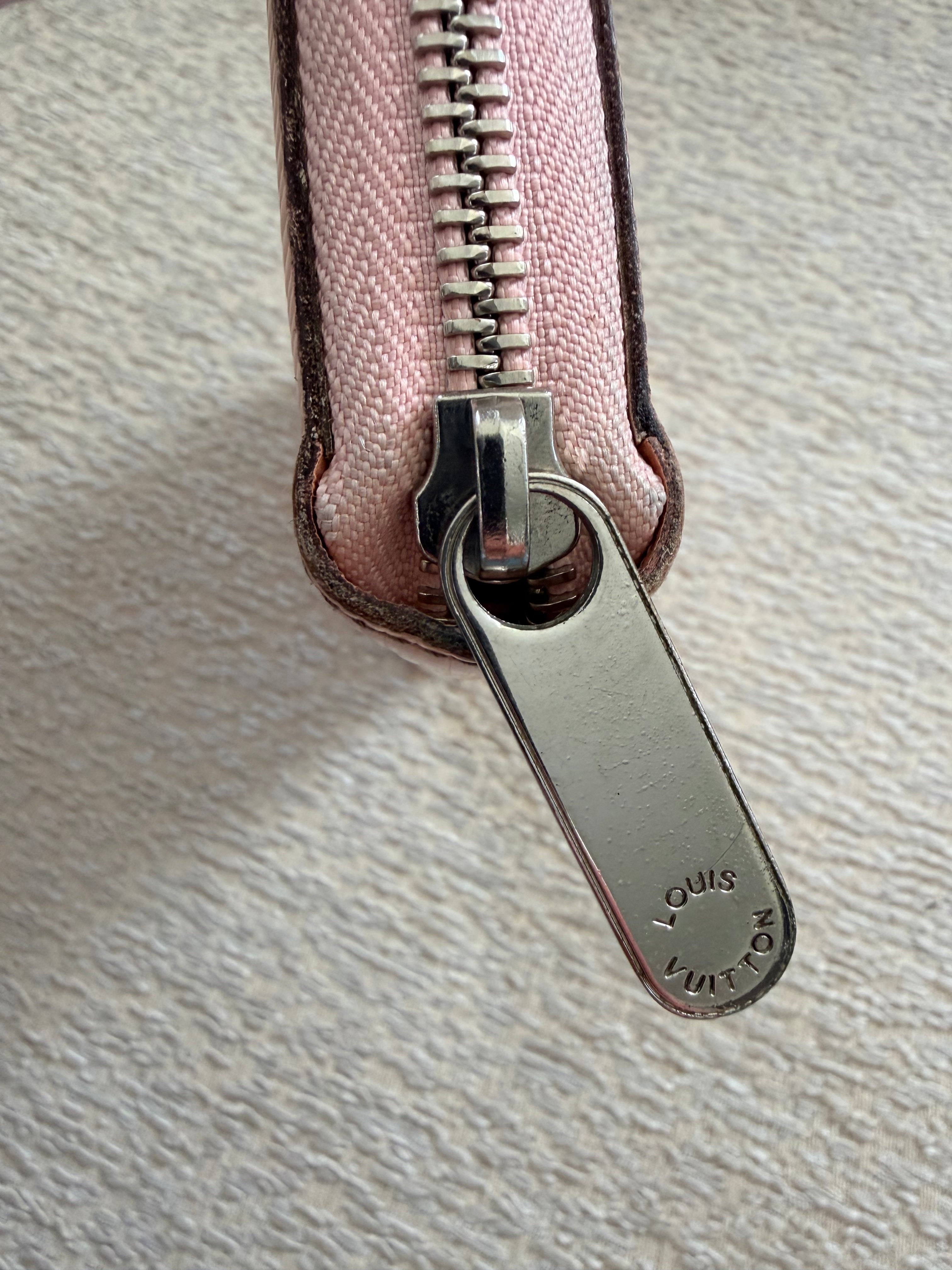 Louis Vuitton Zippy Wallet